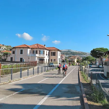 Apartman Alice 3 By Interhome Riva Ligure